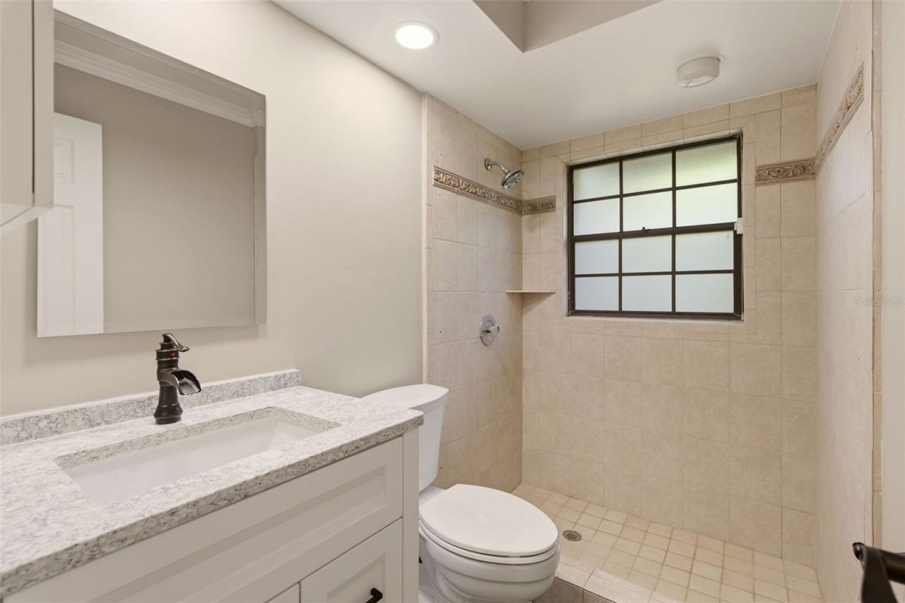 215 Sovereign Court, Altamonte Springs, FL 32701 Photo