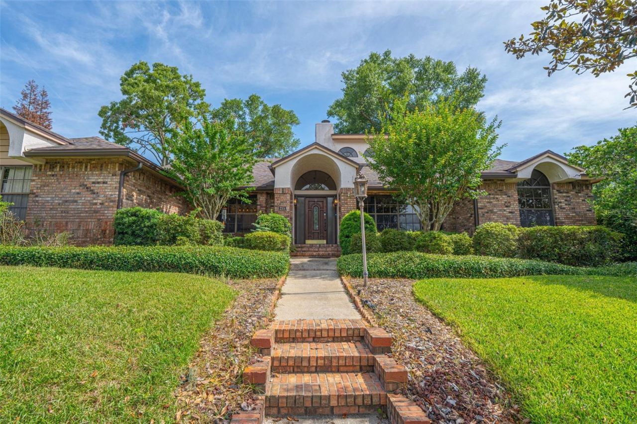 215 Sovereign Court, Altamonte Springs, FL 32701 Photo