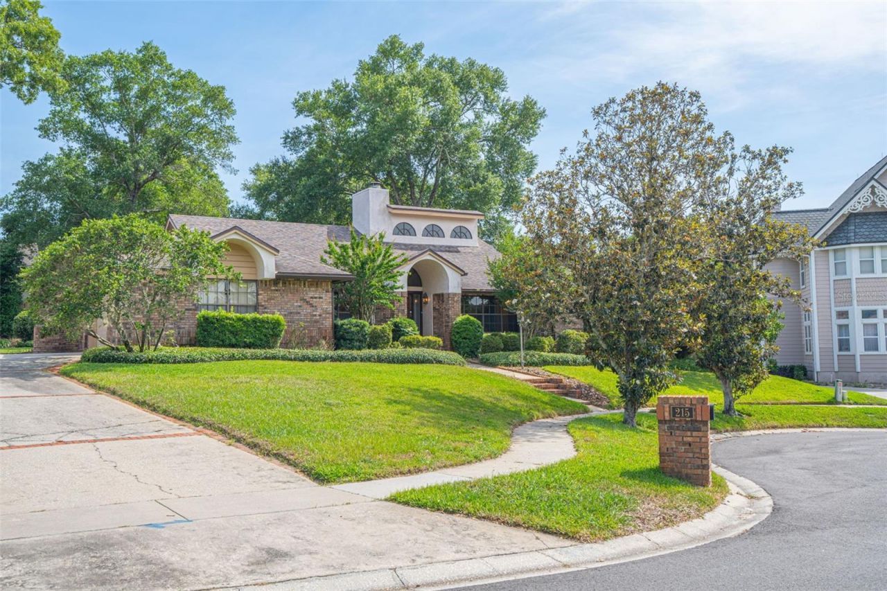 215 Sovereign Court, Altamonte Springs, FL 32701 Photo