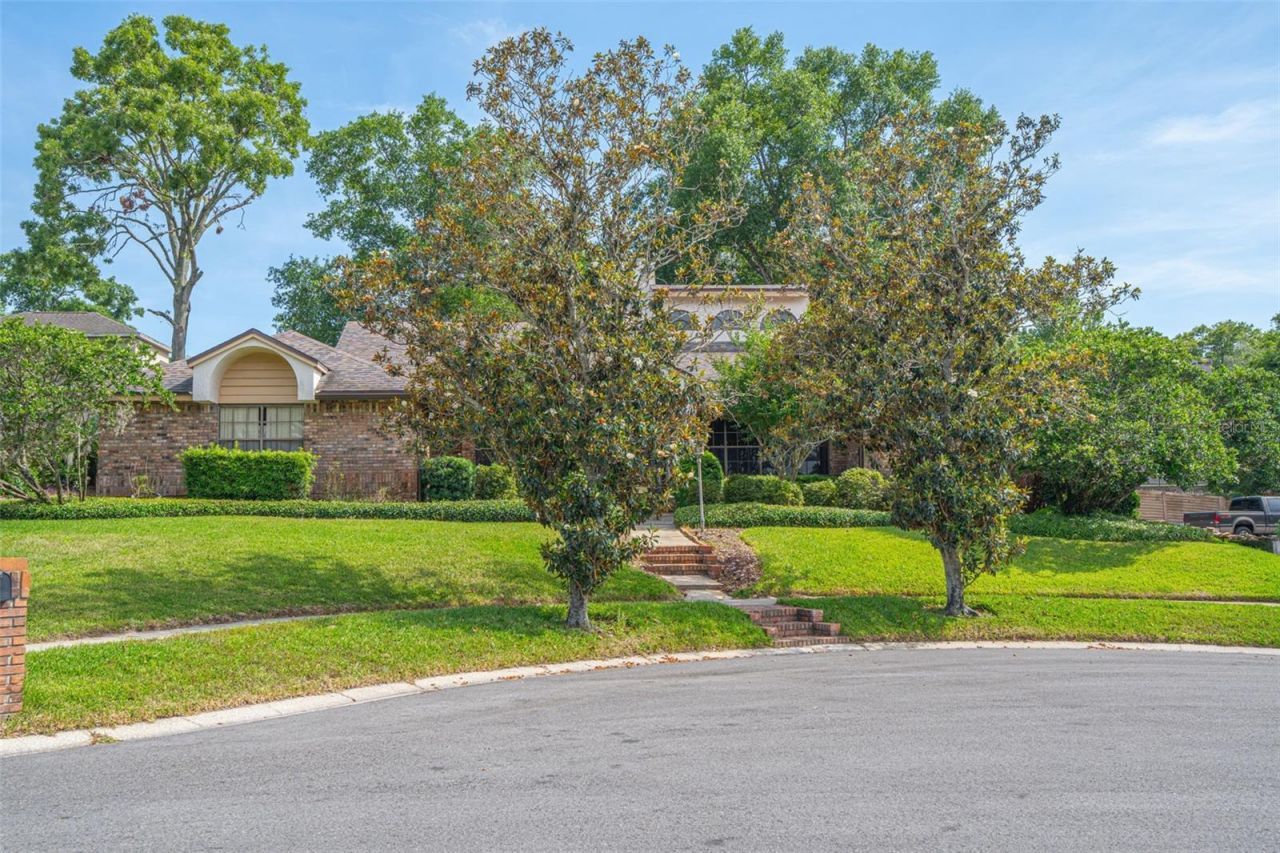215 Sovereign Court, Altamonte Springs, FL 32701 Photo