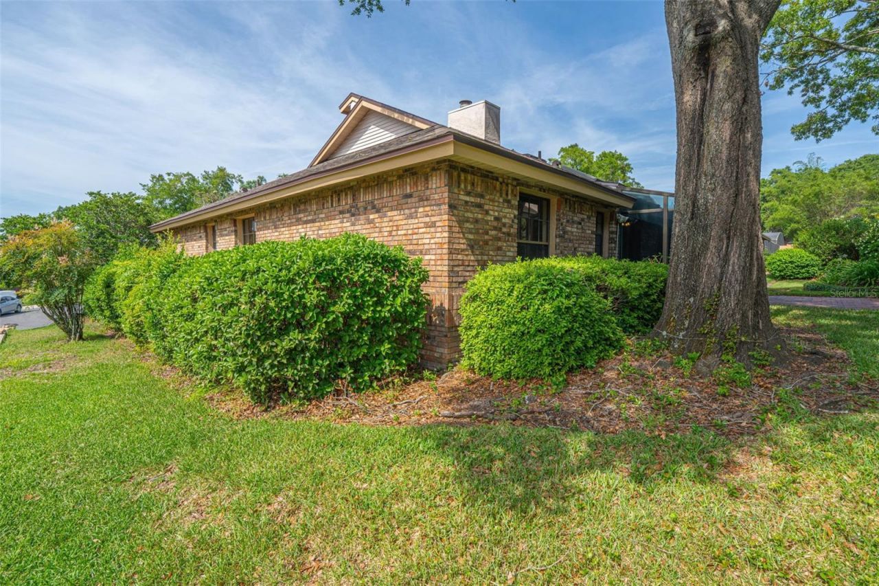 215 Sovereign Court, Altamonte Springs, FL 32701 Photo
