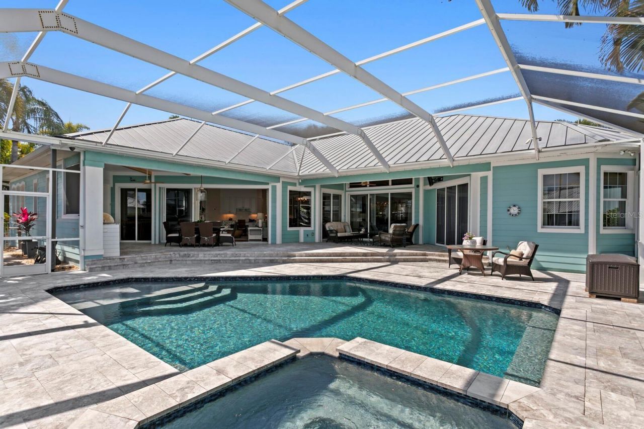 625 Balibay Road, Apollo Beach, FL 33572 Photo