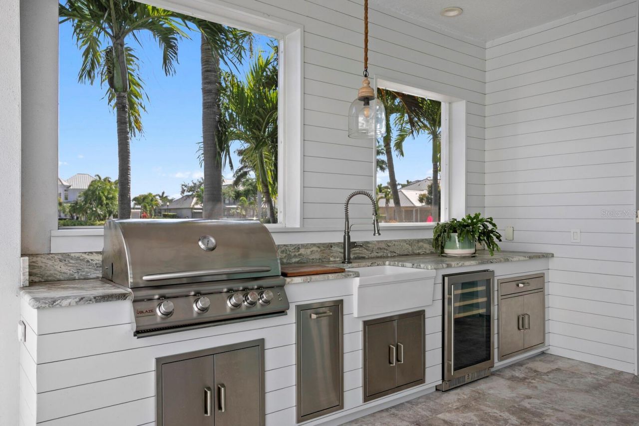 625 Balibay Road, Apollo Beach, FL 33572 Photo