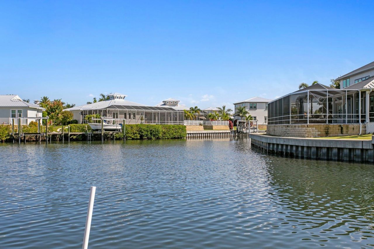 625 Balibay Road, Apollo Beach, FL 33572 Photo