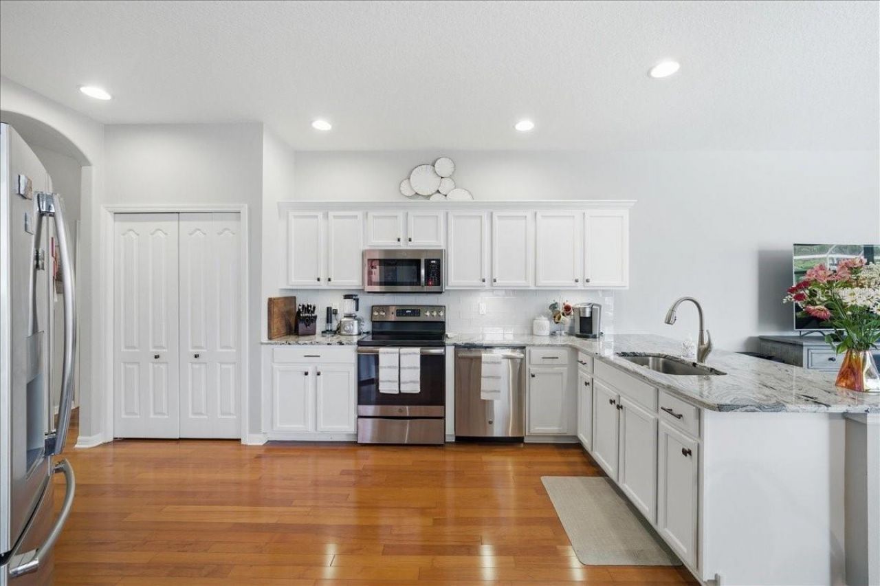 6210 Ikes Cabin Court , Palmetto, FL 34221 Photo
