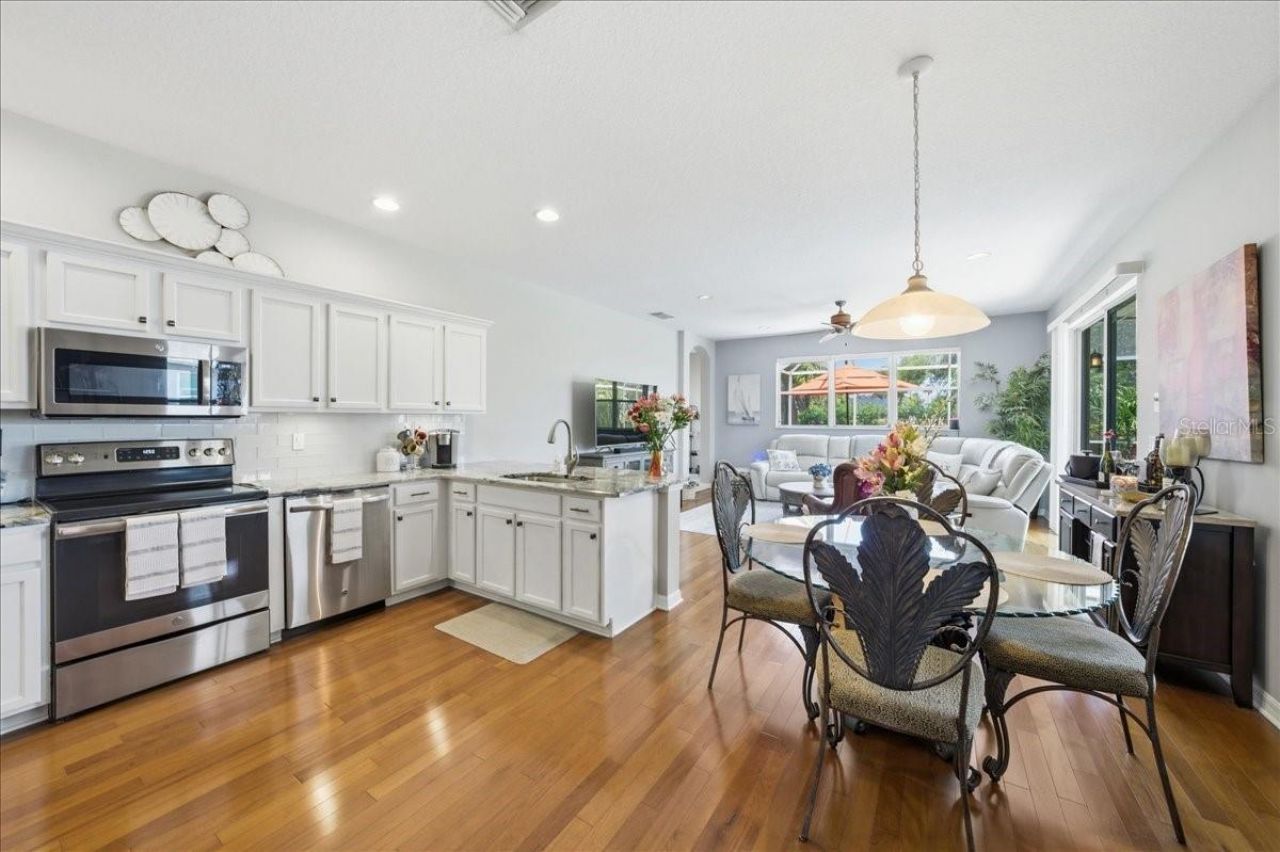 6210 Ikes Cabin Court , Palmetto, FL 34221 Photo