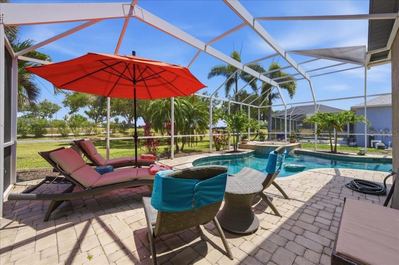 6210 Ikes Cabin Court , Palmetto, FL 34221 Photo