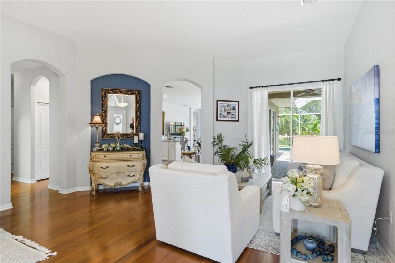 6210 Ikes Cabin Court , Palmetto, FL 34221 Photo