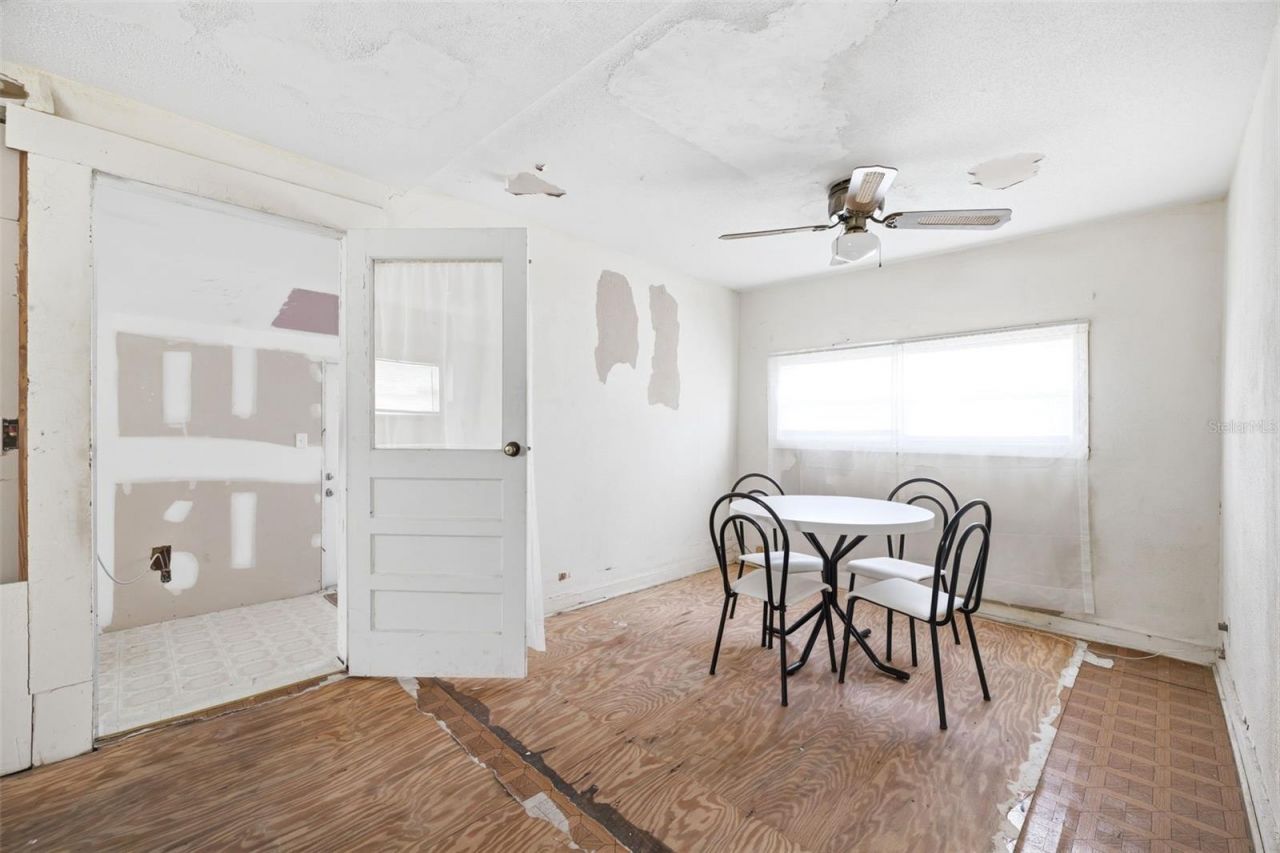 531 Athens Street, Tarpon Springs, FL 34689 Photo
