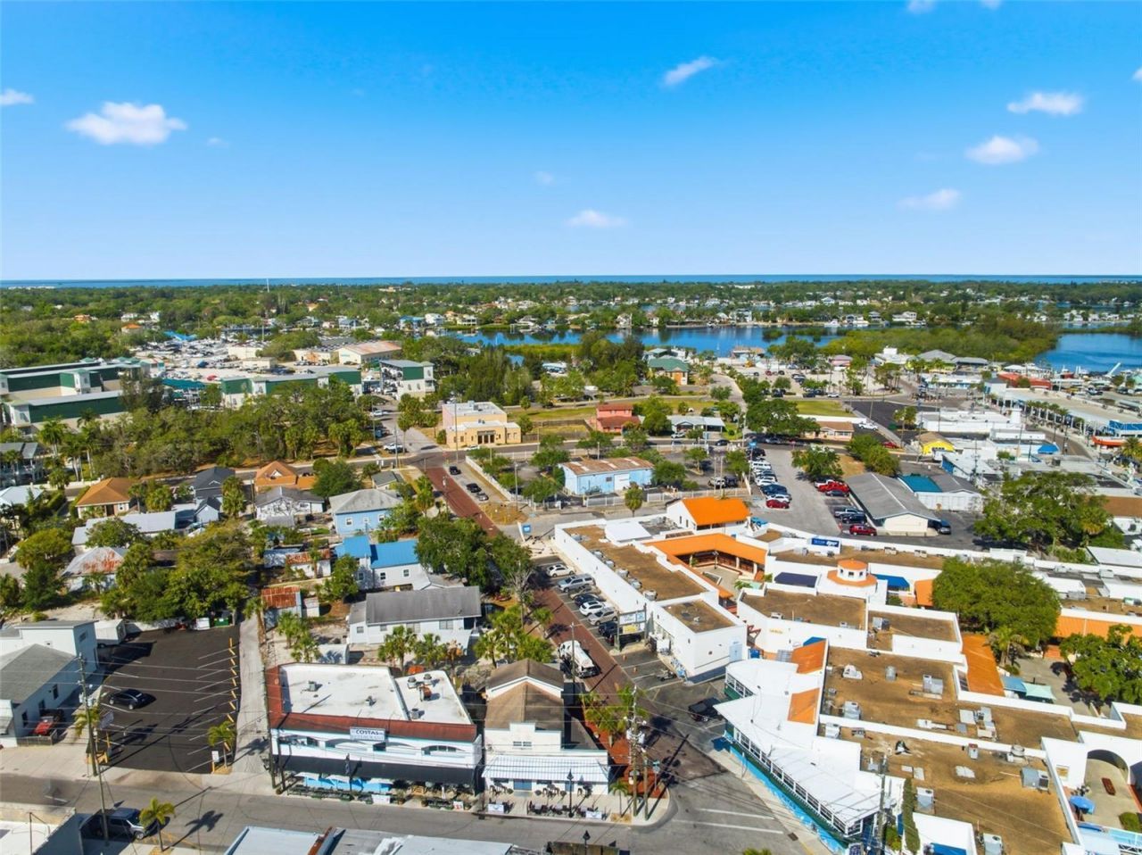 531 Athens Street, Tarpon Springs, FL 34689 Photo