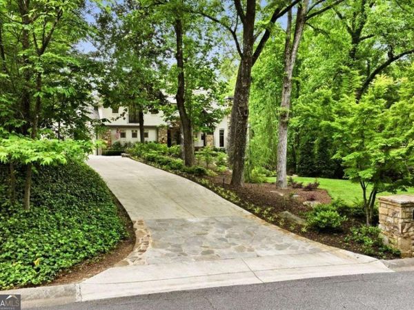 625 W Northway Lane, Atlanta, GA 30342