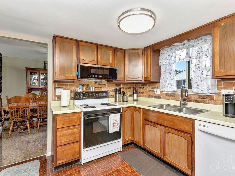 7691 Katy Drive, Miami Twp, OH 45459 Photo 25