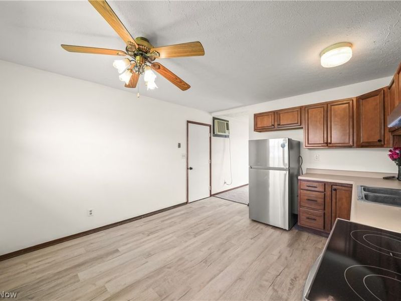 259 Nauman Street, Bucyrus, OH 44820 Photo 4