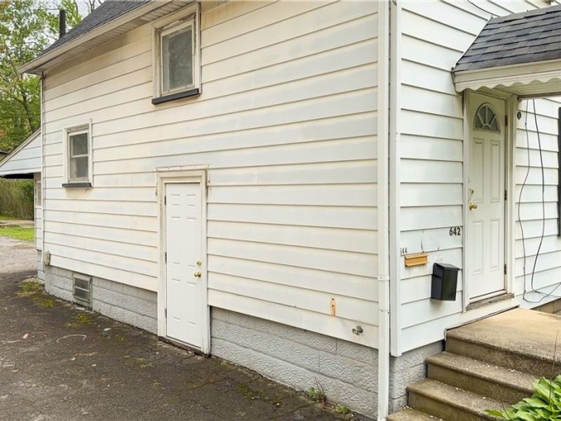 642 Parkman Road NW, Warren, OH 44485 Photo 16