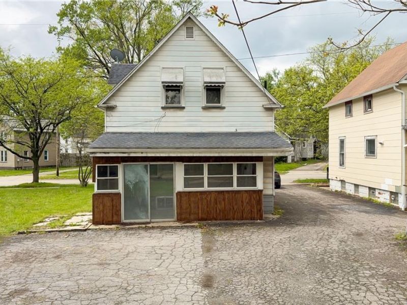 642 Parkman Road NW, Warren, OH 44485 Photo 17