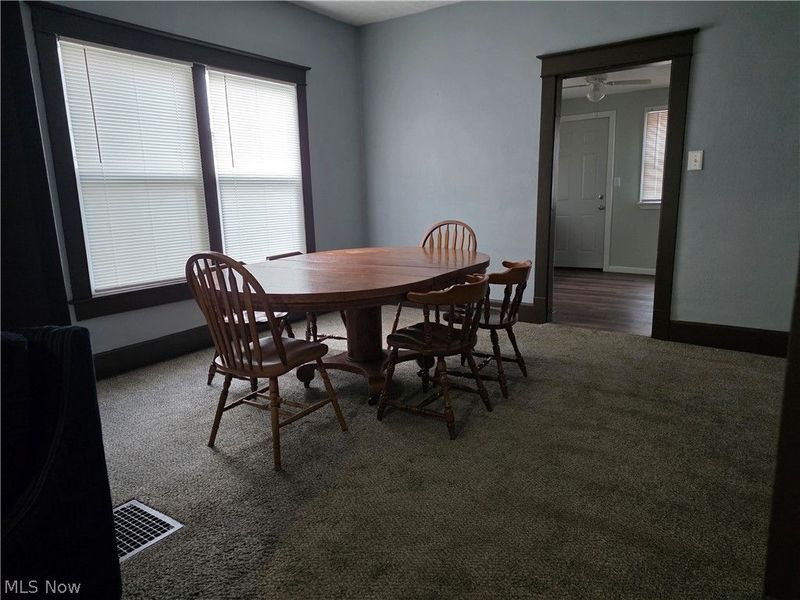 825 Beatty Avenue, Cambridge, OH 43725 Photo 5
