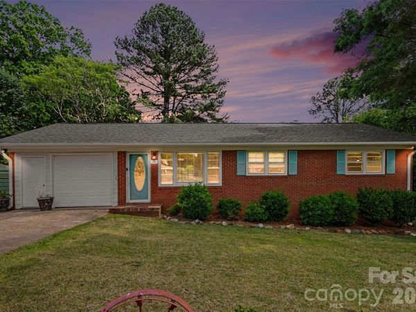 79 Walnut Street, Badin, NC 28009