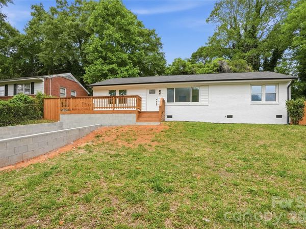 921 Green Circle Drive, Gastonia, NC 28054
