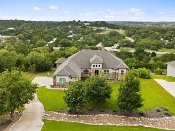 1177 Bluff Woods DR, Driftwood, TX 78619