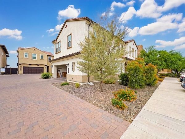 2345 W Gloria Lane, Phoenix, AZ 85085