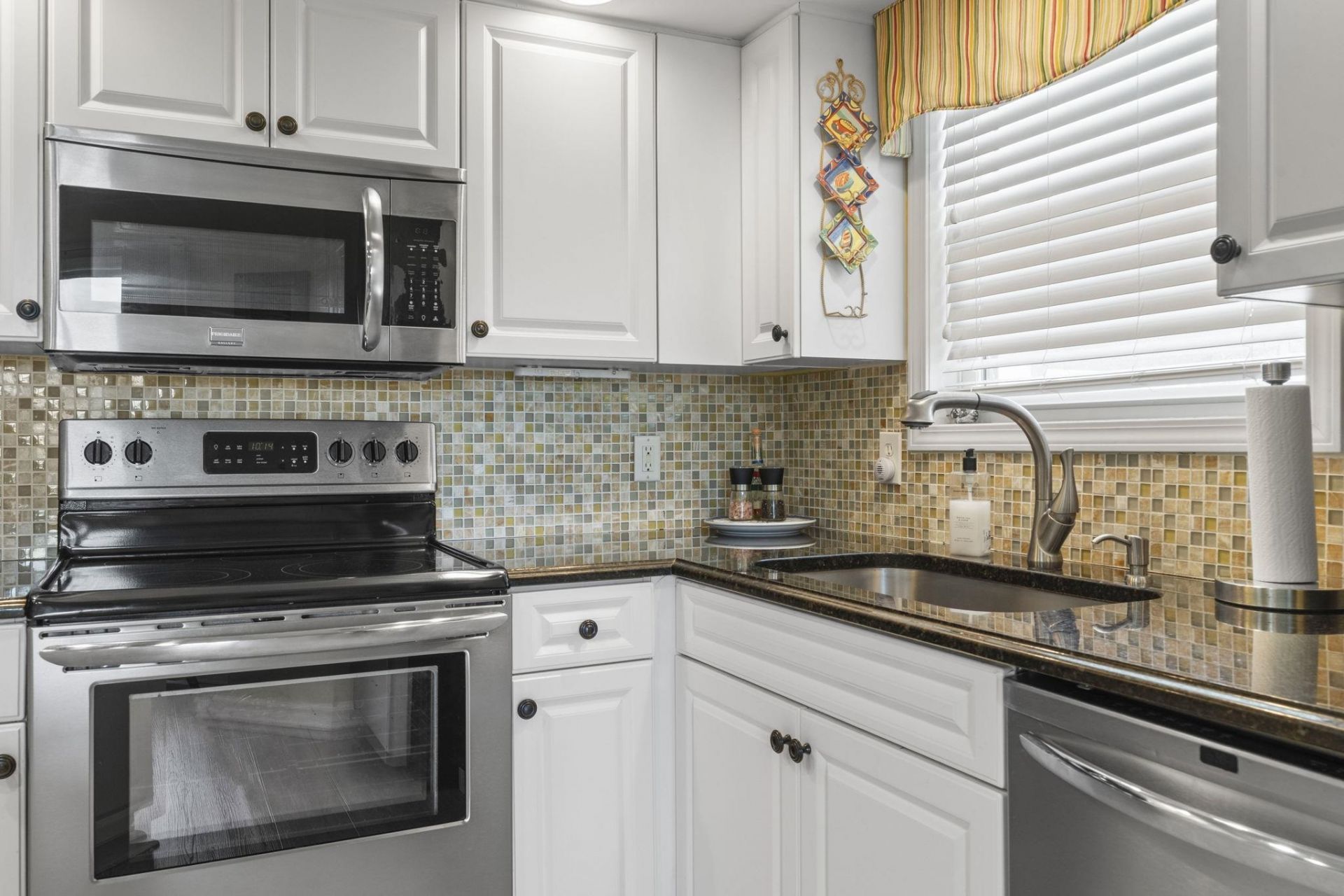 301 Shorehaven Dr.  Photo 72