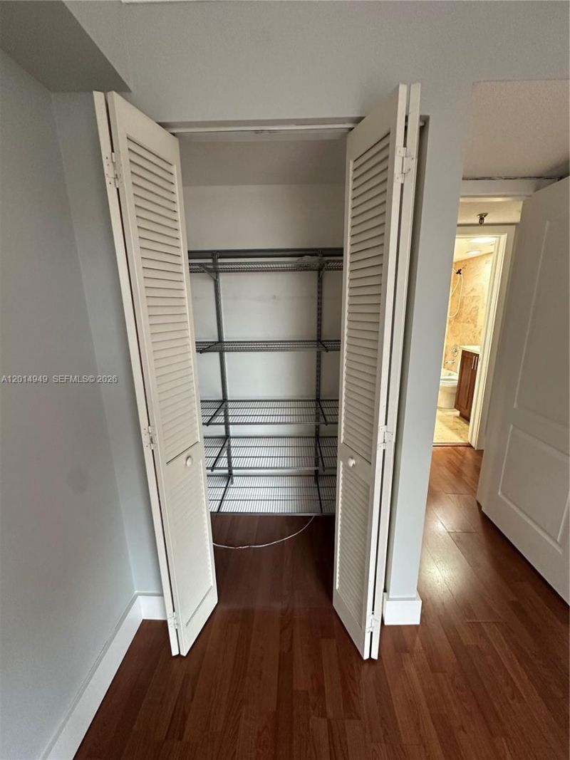 911 E Ponce De Leon Blvd , Unit 504, Coral Gables, FL 33134 Photo