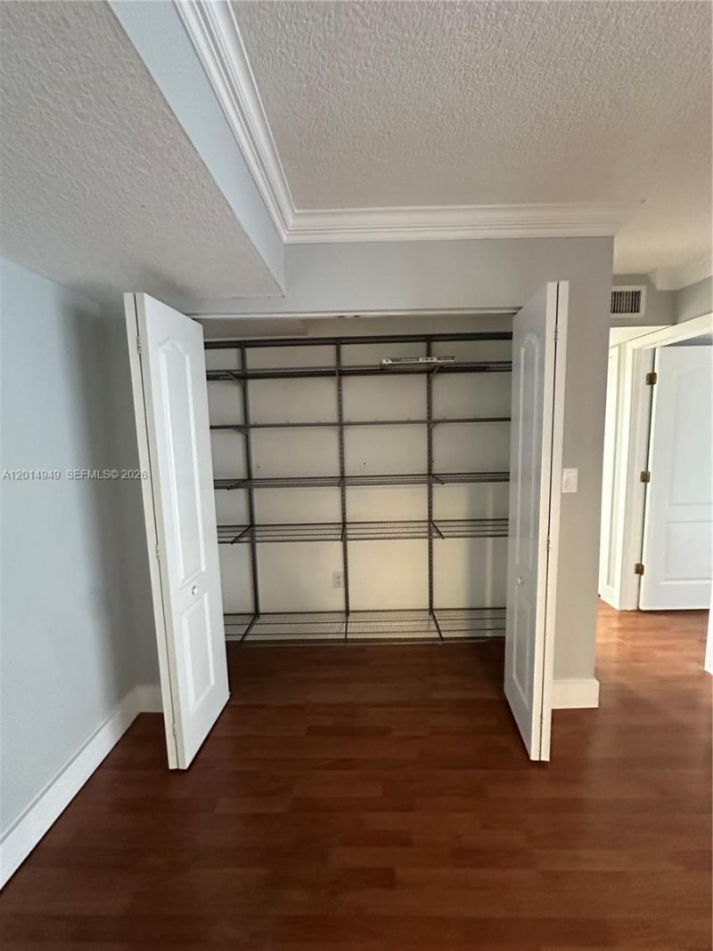 911 E Ponce De Leon Blvd , Unit 504, Coral Gables, FL 33134 Photo