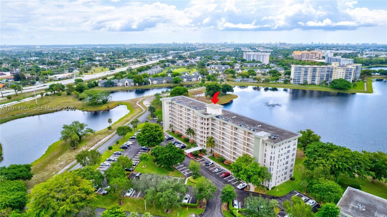 3091 N Course Dr , Unit 702, Pompano Beach, FL 33069 Photo