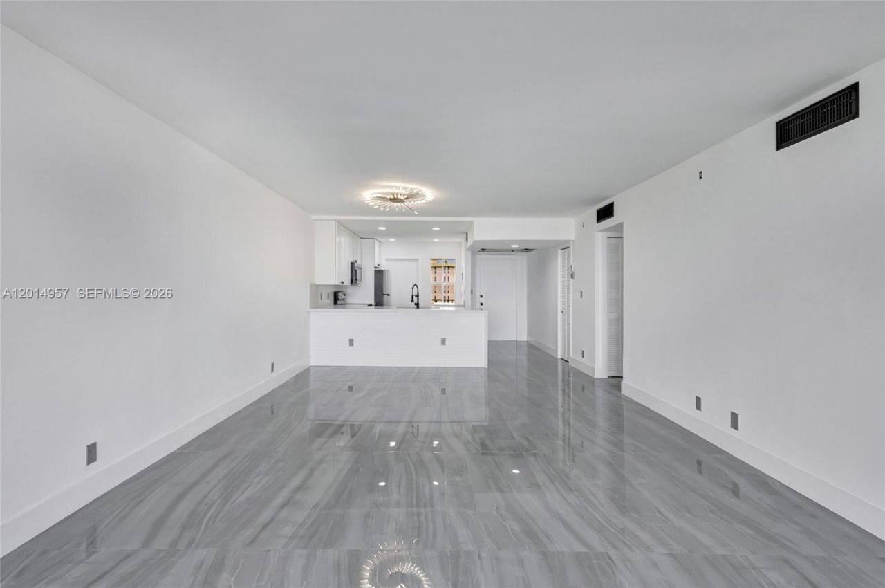 3091 N Course Dr , Unit 702, Pompano Beach, FL 33069 Photo