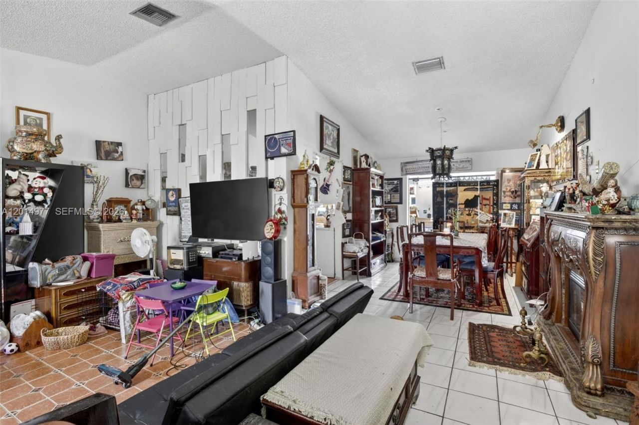 9131 NW 31st Pl , Sunrise, FL 33351 Photo