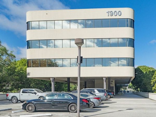1900 Glades Rd , Unit 353, Boca Raton, FL 33431