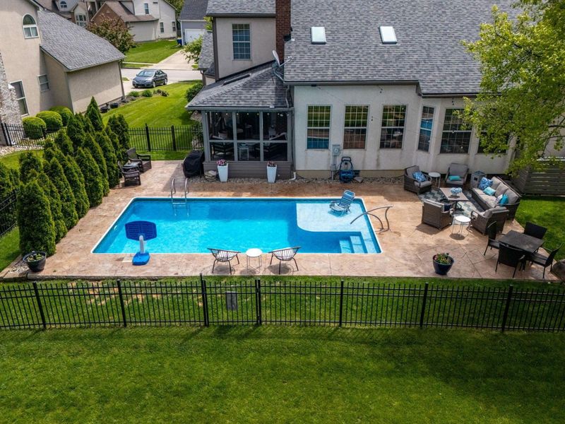 5646 Westbriar Drive , Hilliard, OH 43026 Photo 11