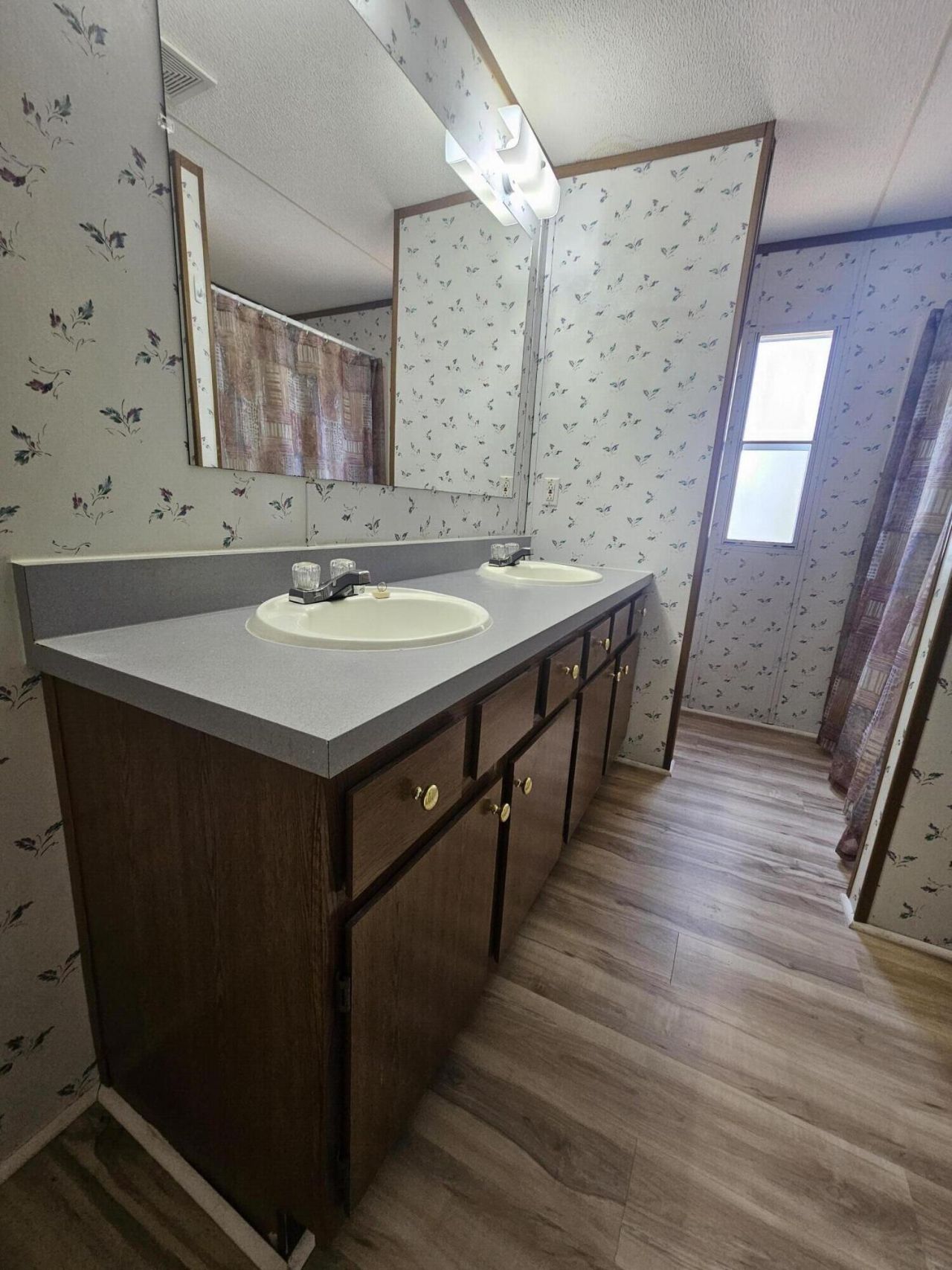 203 Shannon Road Photo 12