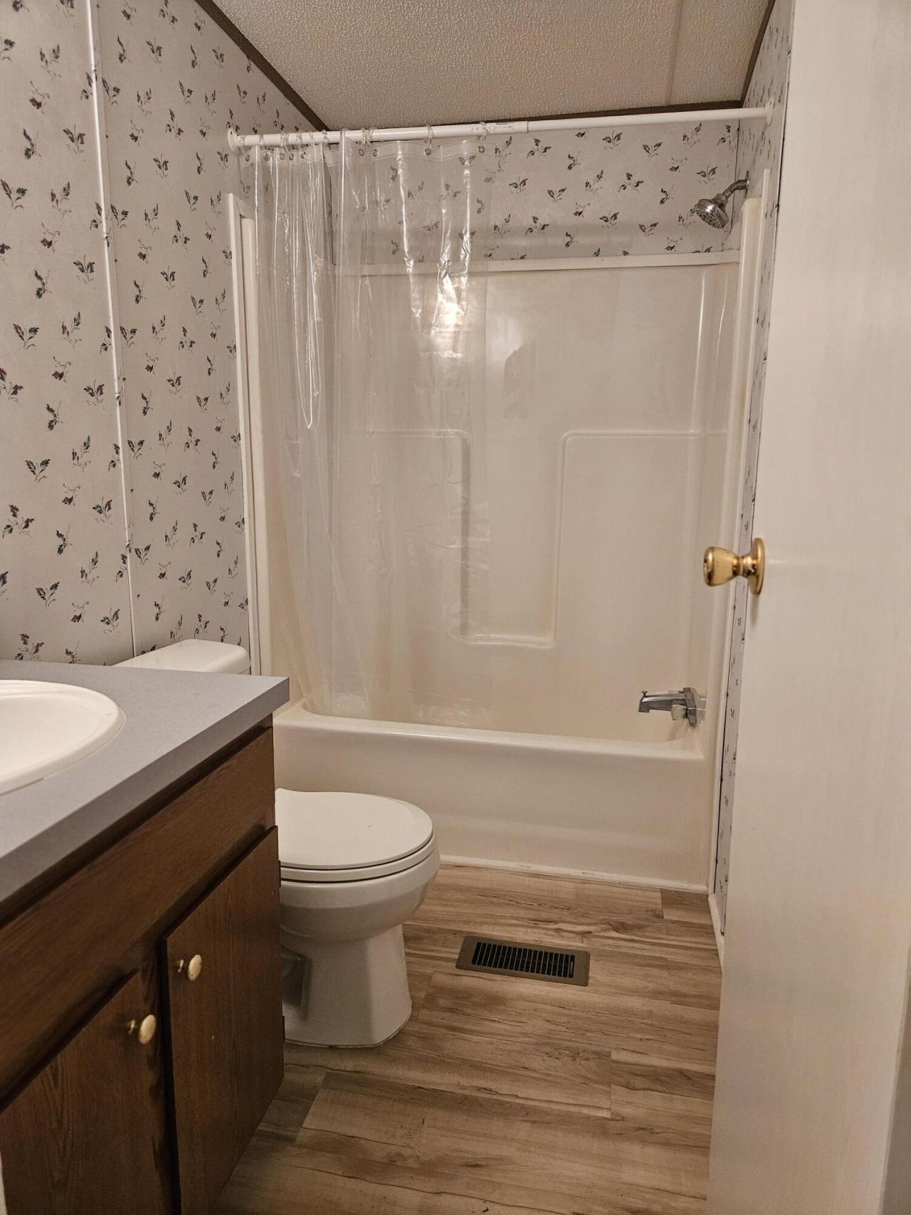 203 Shannon Road Photo 17