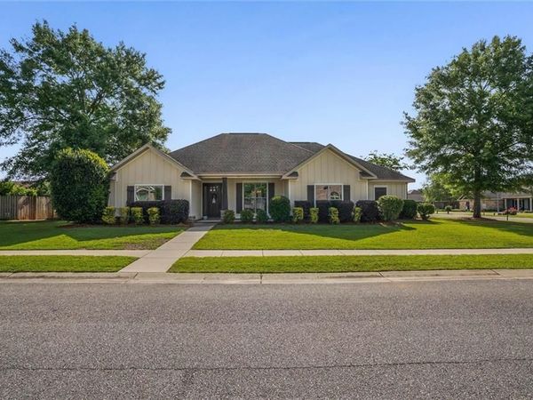 9649 Widgeon Court, Daphne, AL 36526