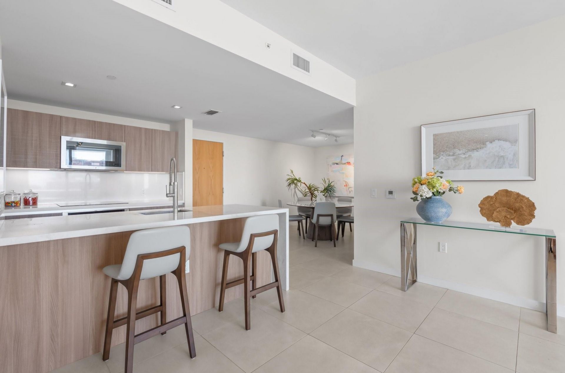 401 N Birch Road, Unit 1102, Fort Lauderdale, FL 33304 Photo