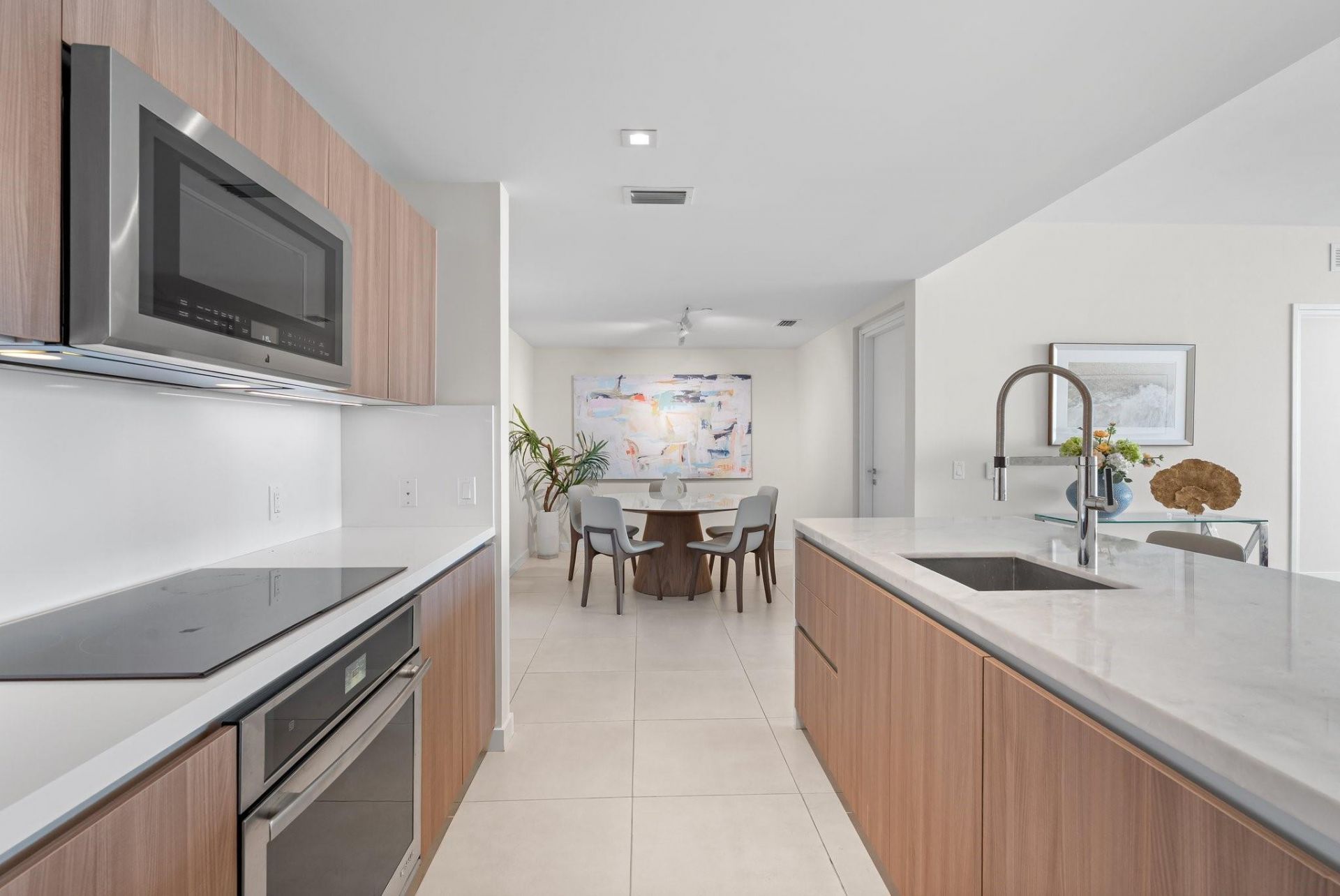 401 N Birch Road, Unit 1102, Fort Lauderdale, FL 33304 Photo