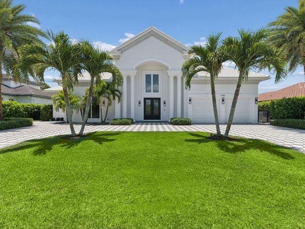 11938 N Lake Drive, Boynton Beach, FL 33436