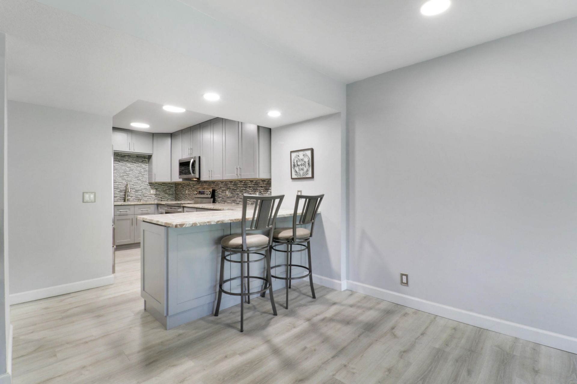 384 Golfview Road, Unit D, North Palm Beach, FL 33408 Photo