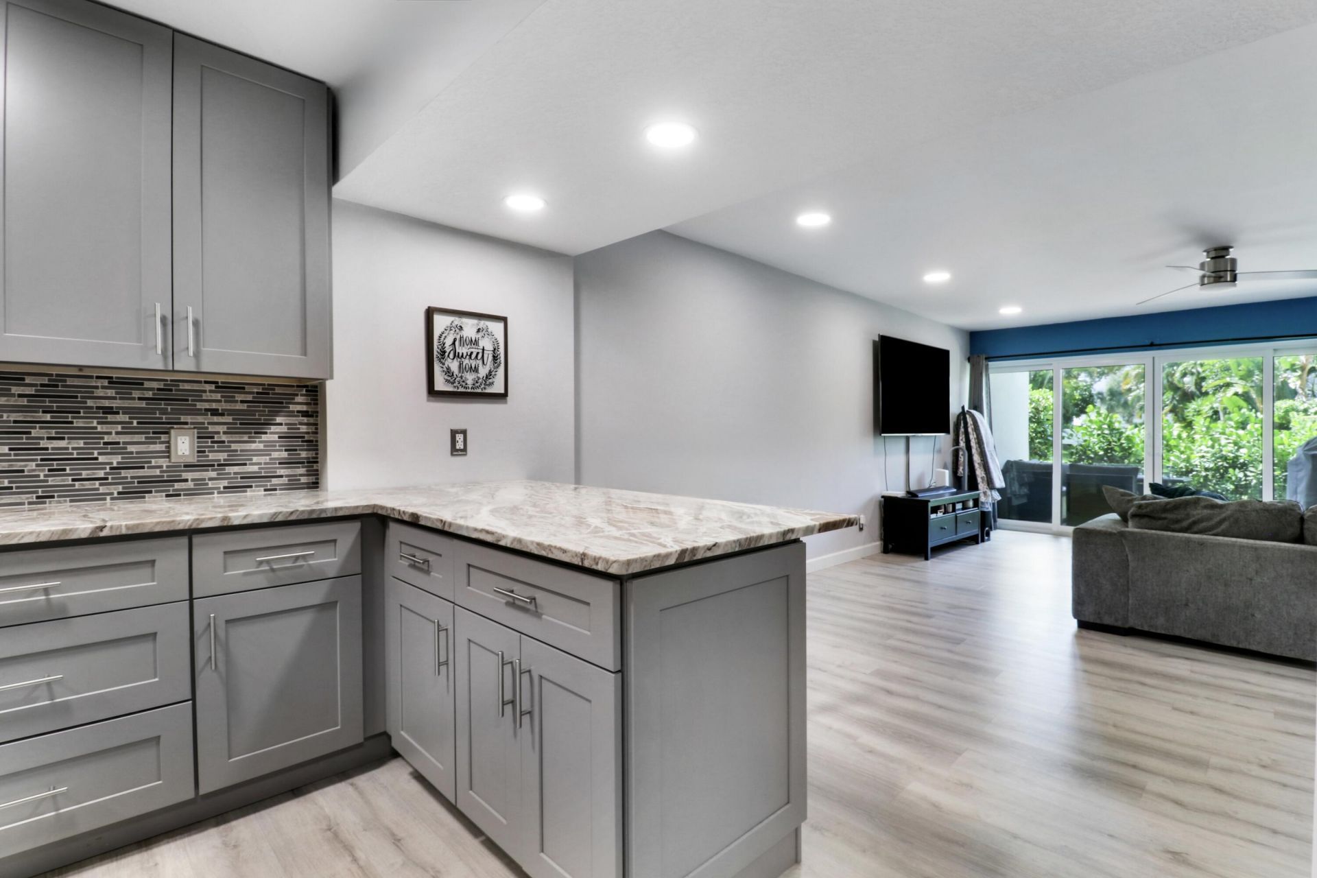 384 Golfview Road, Unit D, North Palm Beach, FL 33408 Photo