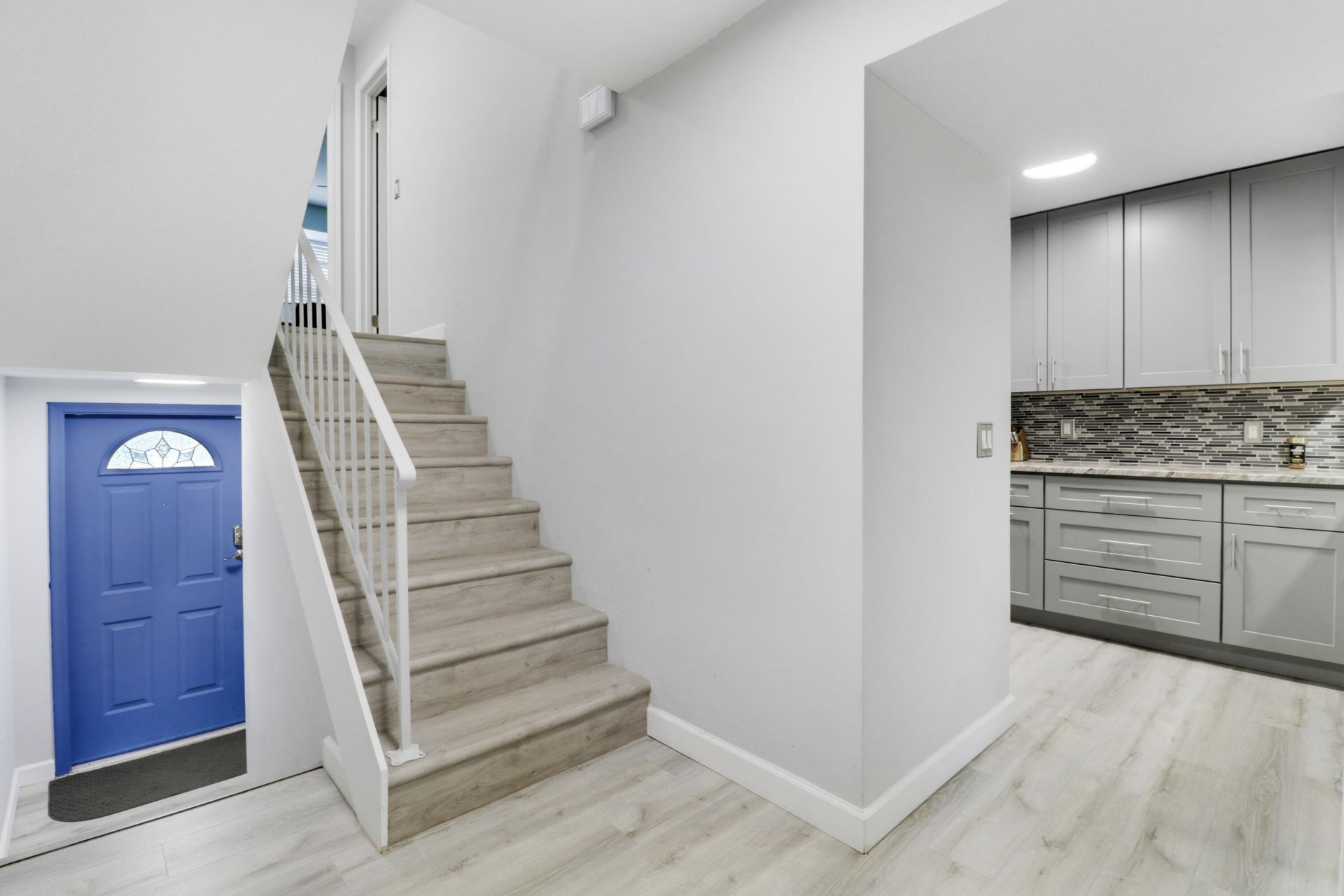 384 Golfview Road, Unit D, North Palm Beach, FL 33408 Photo