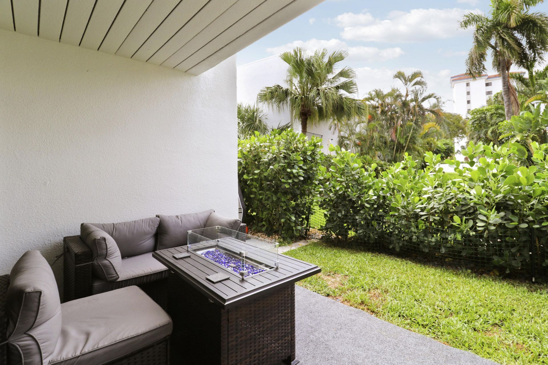 384 Golfview Road, Unit D, North Palm Beach, FL 33408 Photo