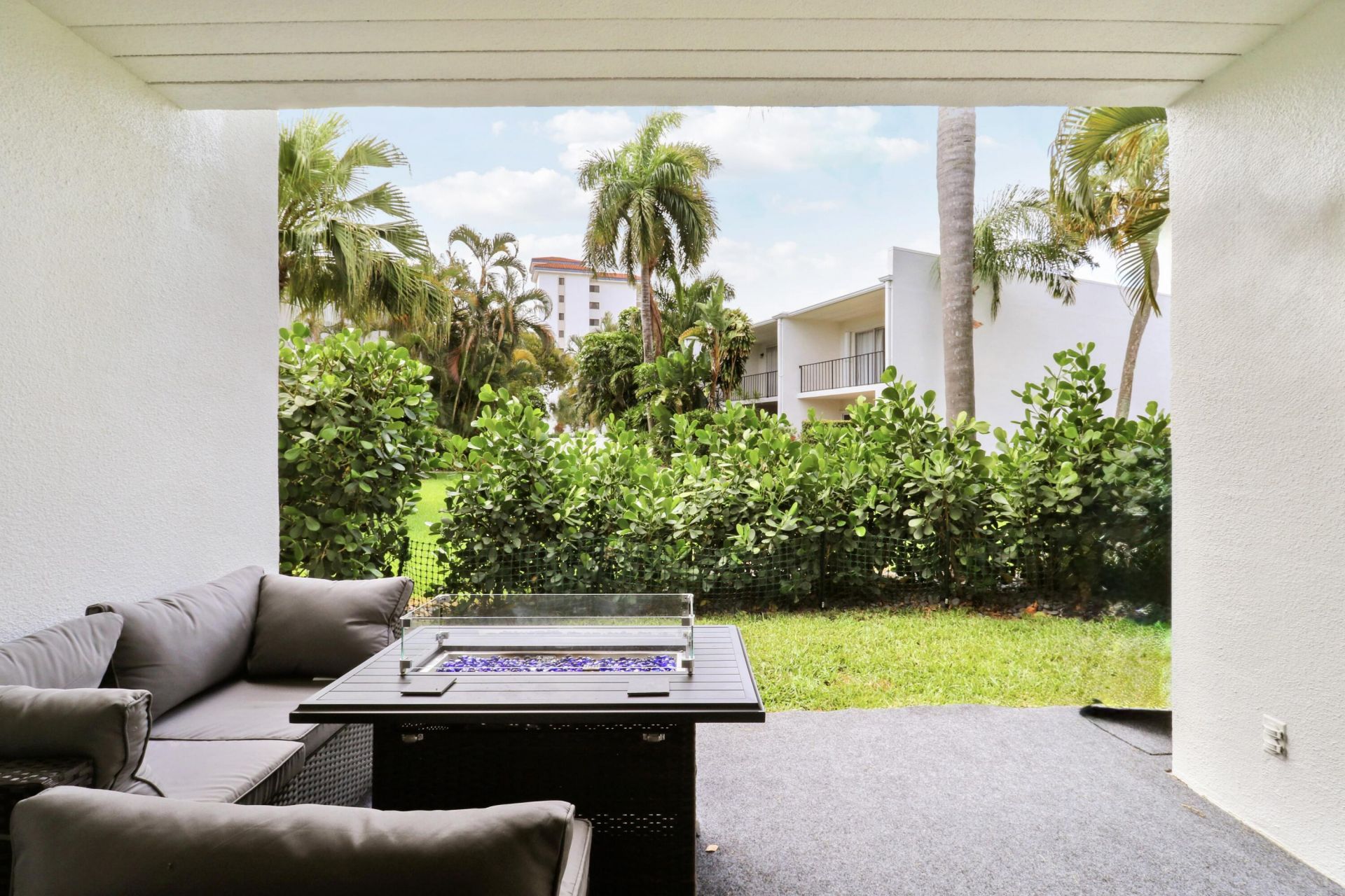384 Golfview Road, Unit D, North Palm Beach, FL 33408 Photo