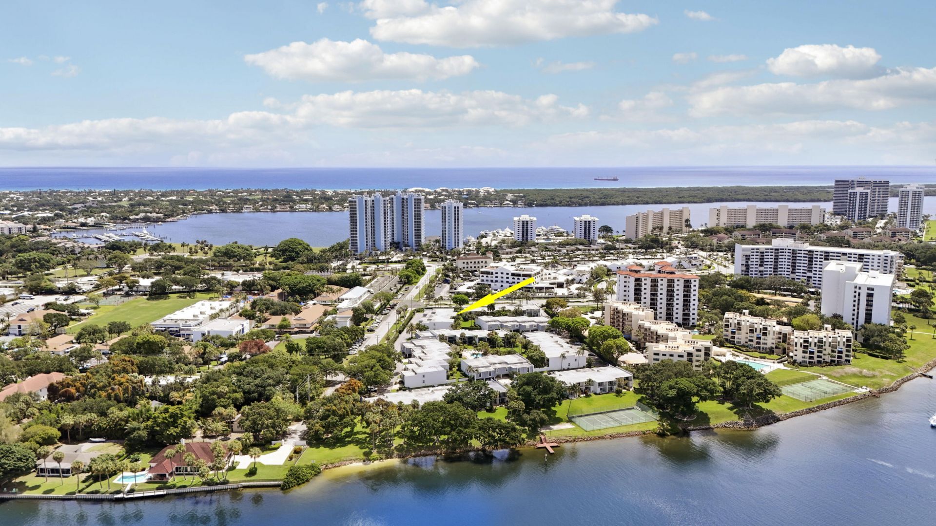 384 Golfview Road, Unit D, North Palm Beach, FL 33408 Photo