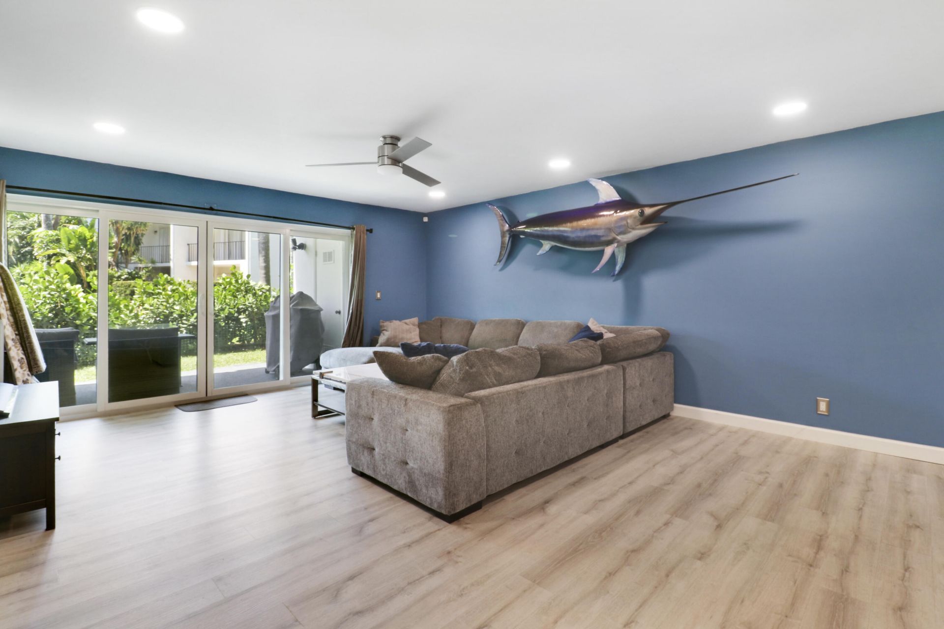 384 Golfview Road, Unit D, North Palm Beach, FL 33408 Photo