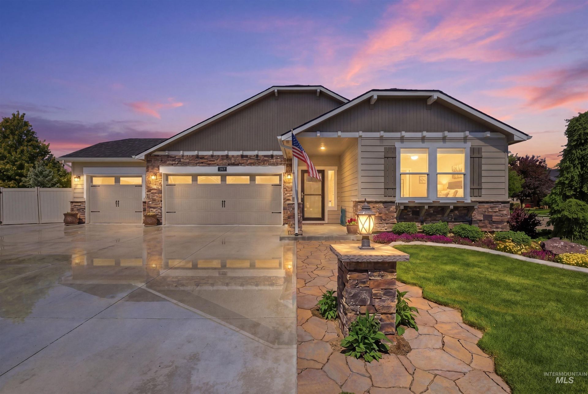 802 W Dallan Woods Way, Nampa, ID 83686 Main Photo