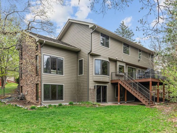 5811 Shannon Drive, Edina, MN 55439