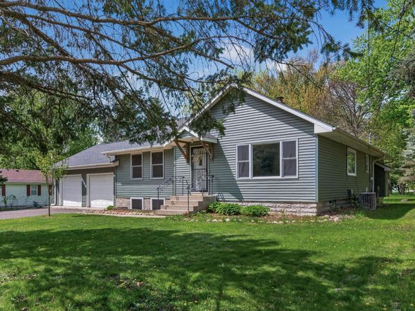 1612 Goodview Avenue N, Oakdale, MN 55128