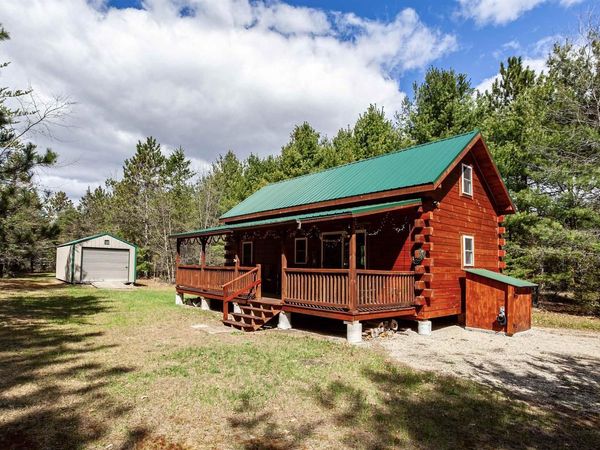 W8323 AIRPORT ROAD, Crivitz, WI 54114