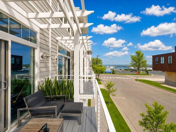 314 E Washington St, Port Washington, WI 53074